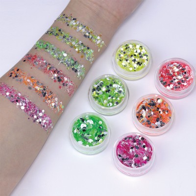 Cosmetic Grade Body Art Holographic Chunky Glitter for Face Eyes and Hair Makeup Glitter